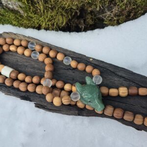 Pihlaka väekee luigeluu ja roheline aventuriin