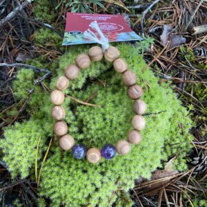 Pihlaka käevõru ametüstiga